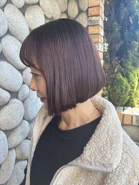 ヘアースペースマーズ 切りっぱなしボブ×50代×白髪染めなしカラー