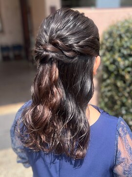 カインド 南青山(hair&make up KIND) パーマを生かしたハーフアップ