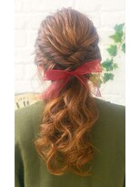 ヘアメイクサロン シャルメ(Hair Make Salon CHARMER) デートやおでかけに♪下めポニーテール☆