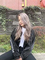 ジゼル(gisele)&nbsp;シルバーブロンド