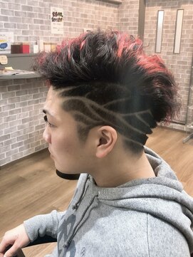 サロンドクロエ(Salon de Chloe) ライン__バリアート__ツイストスパイラルパーマ__赤ハイライト