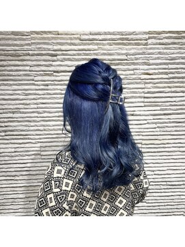 ビス リアン 川口店(Vis lien) ハイトーン/ケアブリーチ/青/韓国/小顔/ティントバー/シースルー