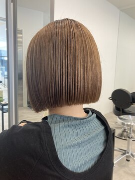 マウ(MAW?) 切りっぱなし mini bob