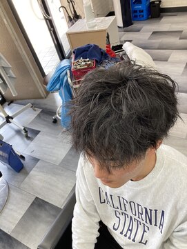 エン フェイバリット ヘアー(en favorite hai) スパイラルツイスト/ソフトバージョン.ツーブロックスタイル