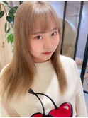 【依田友海】ミルクティーベージュミディアムストレート