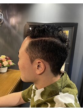 銀座 シノ 本店(shino) 【銀座理容室】パートスタイル