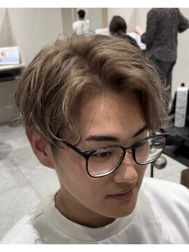 美ららジャパン(JAPAN) ツーブロックマッシュ ミルクティーベージュカラー