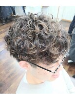 リスキーズ(RISKY'S)&nbsp;ツーブロックパーマ