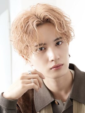 オーシャントーキョー ウエスト(OCEAN TOKYO WEST) 波巻きパーマツイストスパイラルパーマセンターパートウルフ