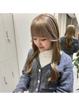 ジーナ 博多筑紫口(Zina) 顔周りカット×ミルクティーベージュ！【福田れん】