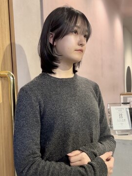 ナンバーセカンド(Number 2nd) 《はまだ　かんた》ミディアムレイヤー