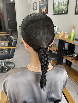 ウェイビー 桜木町店(WAVY) 【WAVY hair set】３つの三つ編みを１つに！