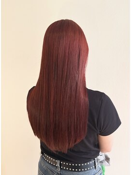 ゴットフロー(GOTTO FLOW) 深みレッドの美髪ロング