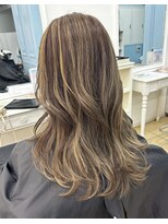 シャルティア 岩国(SHALLTIA)&nbsp;バレイヤージュ【岩国ケアブリーチ】