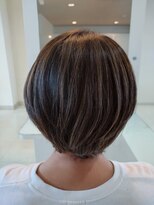 ワイエス(YS) ナチュラル白髪ぼかしショート