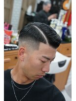 バーバーショップ ノア 2nd(BARBERSHOP NOR) サイドパート/スキンフェード