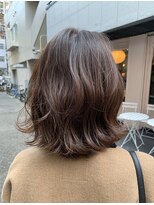 ココロ(COKORO)&nbsp;アッシュベージュ★切りっぱなしボブ