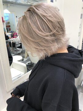 ラピス 池袋(Lapis) 【Lapis／池袋】ホワイトベージュ・ショートレイヤー