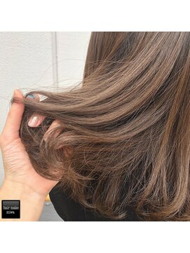 ヘアメイクミワ(HAIR+MAKE MIWA) cocoa beige
