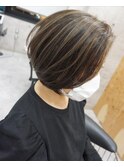 ショートボブ×コントラストハイライト