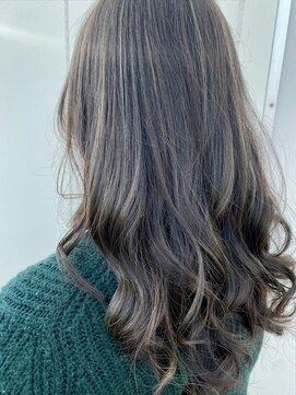 ピカソ 三川店 ハイライトアッシュカラー