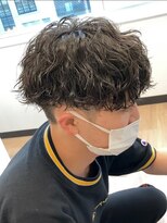 ツイストスパイラルパーマ波巻きスパイラルパーマツーブロック