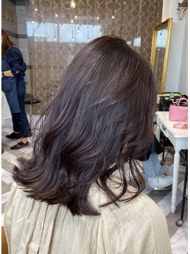 ロンドアベニール 北千住(Lond avenir) ミディアムレイヤー　ラベンダー　西田大樹