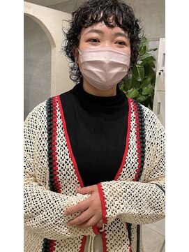 ユニーク(UNIIK) 個性的な ウェーブパーマ