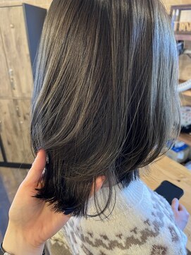 ジェナ(Jena) 柔らかカラー　オリーブグレージュ