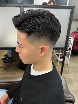 クロムトウキョウ ザ バーバー 新宿本店(CHROM TOKYO the Barber) スキンフェードショート 新宿/代々木/メンズカット/フェード