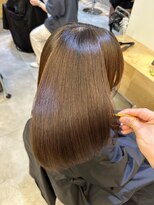 ジーナ 本八幡(Zina)&nbsp;大人かわいい20代30代40代小顔ショコラベージュ　Zina本八幡