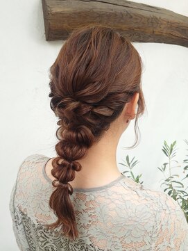 ザザ(ZAZA) 結婚式参列ヘア＊オトナカワイイ編みおろし