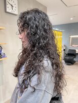 ナループロア ハチ(Nalu pu loa hachi) ハードパーマ/ドライパーマ/ロングパーマ/くるくるパーマ