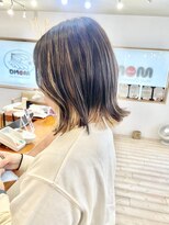 モリオ フロム ロンドン 成増店&nbsp;【morio成増 セリザワ】切りっぱなしボブ　 ハイライトカラー
