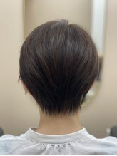 アンジュール コロレ(1//jour colore) 旋毛の割れが消えるヘアリセッター