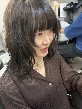 スミ(SUMI) 【SUMI 神戸 三宮 元町】黒髪 暗めカラー オリーブグレー 小顔