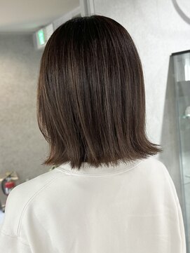 ラック(LUCK) ミルクティーグレージュ/船橋/くすみベージュ/細めハイライト