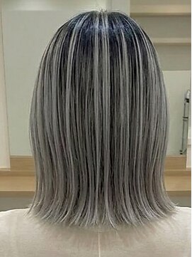 ランプ(Lamp) くびレイヤー グレーベージュ 白髪染め 白髪ぼかし 髪質改善