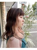 透明感ピンクカラーのイヤリングカラー