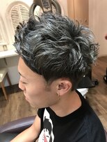 パティオンツー(PATIONN2)&nbsp;メンズツーブロックネープレスシルバーグレイアッシュスタイル
