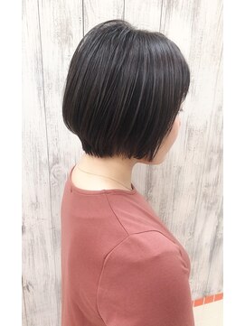 セシル 高津店(SECIL) ショートボブ　やや量感残し目