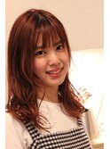 肌映えベージュのミディアムで美人ヘアにアップデート♪