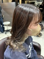 グロー(glow)&nbsp;ベージュ系で作る！インナーカラー♪