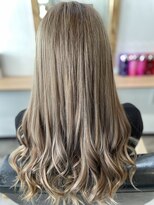 ラビス クローバー(Lovis clover)&nbsp;イメチェンヘアスタイル