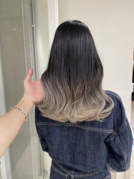 アライブ ハラジュク(ALIVE harajuku) ホワイトベージュグラデーションryota