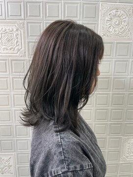 ヘンリエッタ 吉祥寺(Henrietta) ミディアムレイヤーグレージュ