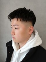 ソアー 新大阪(SOAR) フェード刈り上げ短髪束感カットアッシュブラック【新大阪】