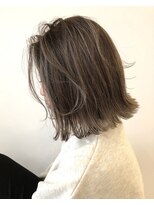 ヲタク(wotaku.)&nbsp;外はねボブグレージュカラー透明感カラーブリーチなしカラー