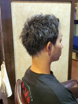 クロノス(CRONOS) 【CRONOS 千葉】スパイキーショート