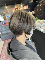リンダイーロ(Linda Hiro)&nbsp;【札幌円山】アンブレラカラー/白髪かくし/デザインカラー